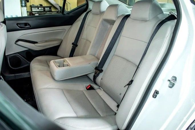 Подержанный Nissan Altima VI (L34) Рестайлинг, 2.5 л, 2023 в Дубае от AG Motors Белый цвет. GCC | AUTO.AE