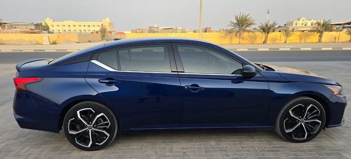 Used Nissan Altima VI (L34) Facelift, 2.5 l, 2024 in Dubai, Blue color. American Specs | AUTO.AE