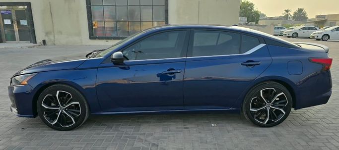 Used Nissan Altima VI (L34) Facelift, 2.5 l, 2024 in Dubai, Blue color. American Specs | AUTO.AE