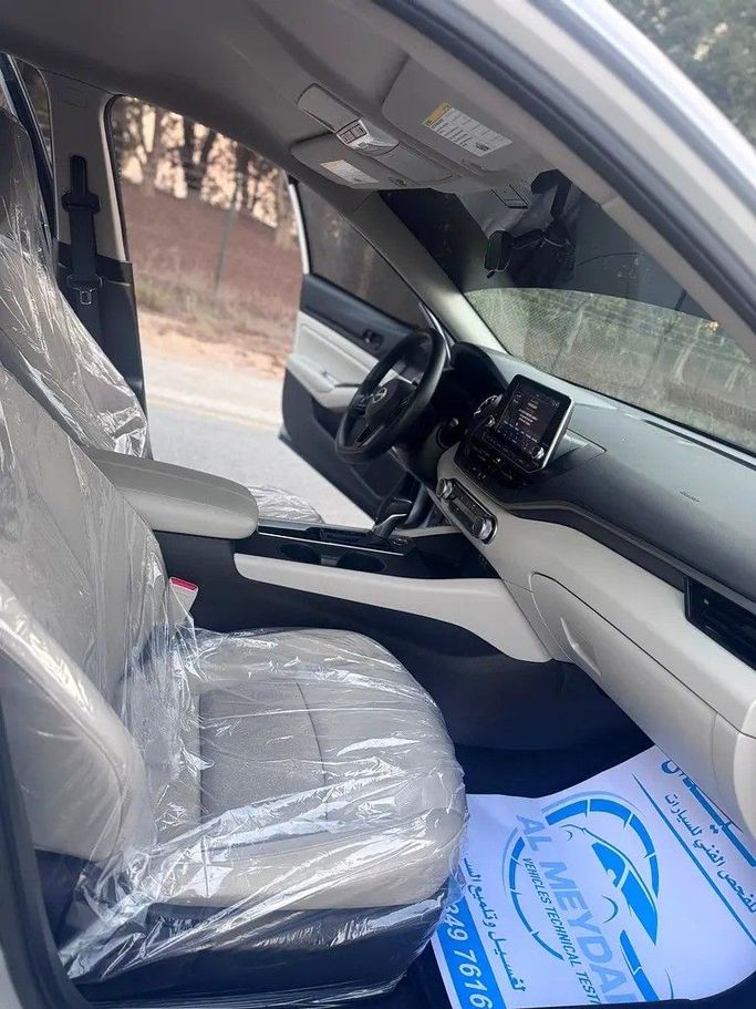 Подержанный Nissan Altima VI (L34) Рестайлинг, 2.5 л, 2024 в Дубае от Abdo Al Muthanna Used Cars Серебристый цвет. GCC | AUTO.AE