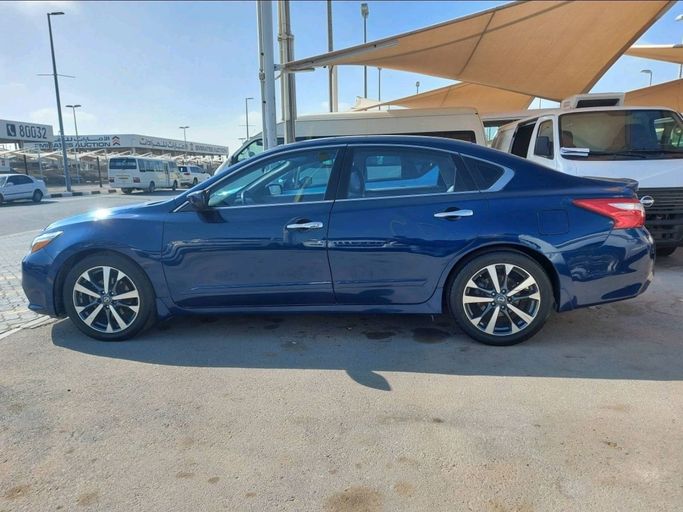 Подержанный Nissan Altima V (L33) Рестайлинг, 2.5 л, 2016 в Дубае от Abdo Al Muthanna Used Cars Синий цвет. Американская | AUTO.AE