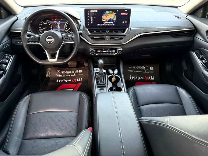 مستعملة Nissan Altima شد الوجه السادس (L34), 2.5 l, 2024 في في دبي من F1 Motors، اللون أحمر. مواصفات الخليج | AUTO.AE