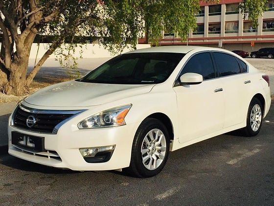 مستعملة Nissan Altima عملية فيس ليفت V (L33), 2.5 l, 2016 في في دبي من DEVA CARS، اللون أبيض. مواصفات الخليج | AUTO.AE