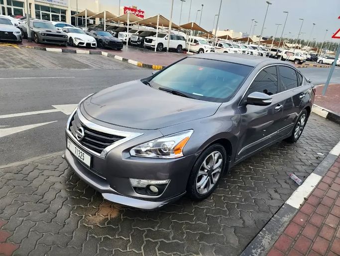 مستعملة ⁦Nissan Altima V (L33)، 2.5 l، 2014⁩ في في الإمارات, دبي من Abdo Al Muthanna Used Cars، اللون رمادي. المواصفات الأمريكية | AUTO.AE | إعلان #290793