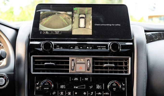 New Nissan Armada II Facelift, 5.6 l, 2024 in Dubai by Altass Motors, Black color. GCC Specs | AUTO.AE