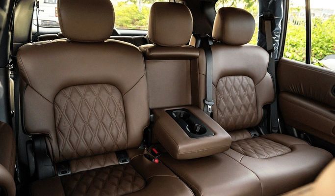 New Nissan Armada II Facelift, 5.6 l, 2024 in Dubai by Altass Motors, Black color. American Specs | AUTO.AE