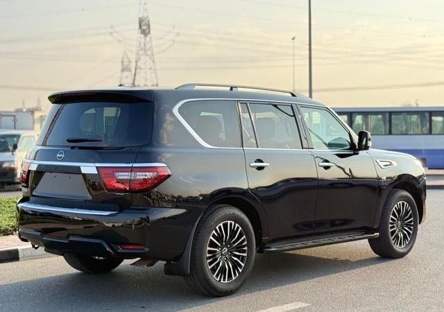 Подержанный Nissan Armada II, 5.6 л, 2019 в Дубае от Alhamd Motors Черный цвет. Американская | AUTO.AE