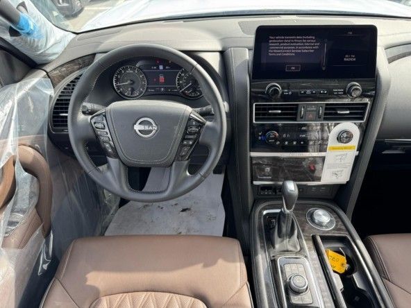 Новый Nissan Armada II Рестайлинг, 5.6 л, 2024 в Дубае от Titanum Cars Черный цвет. Other | AUTO.AE