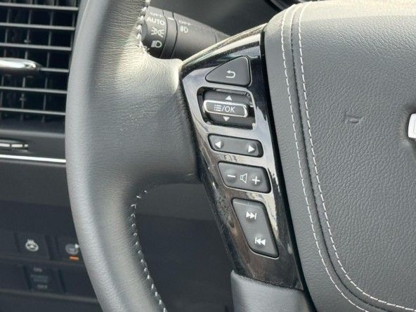 Новый Nissan Armada II Рестайлинг, 5.6 л, 2024 в Дубае от Titanum Cars Черный цвет. Other | AUTO.AE