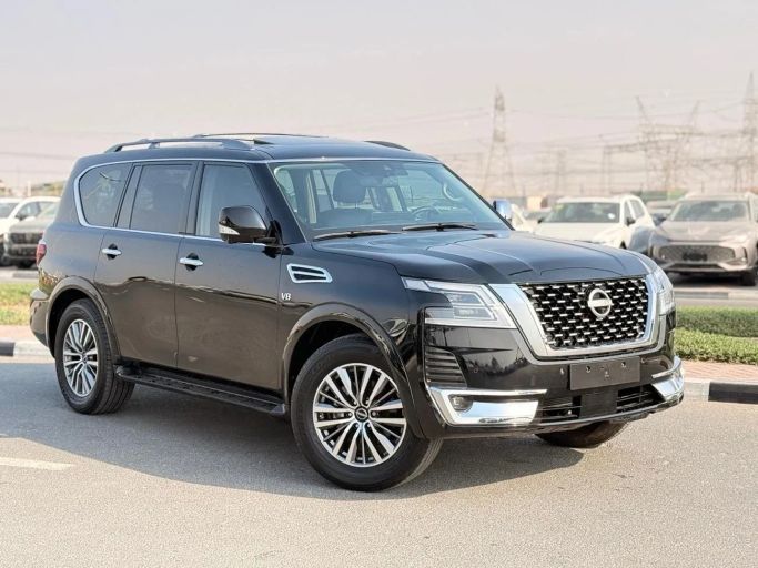 Подержанный Nissan Armada II Рестайлинг, 5.6 л, 2021 в Дубае от GHAZNI MOTORS Черный цвет. Американская | AUTO.AE