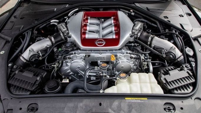 Новый Nissan GT-R I Рестайлинг 4, 3.8 л, 2025 в Дубае от Dresden Motors Черный цвет. Канадская | AUTO.AE