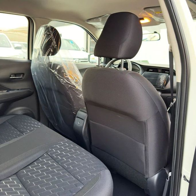 Новый Nissan Kicks I Рестайлинг, 1.5 л, 2025 в Дубае от Sola Motors Белый цвет. Other | AUTO.AE