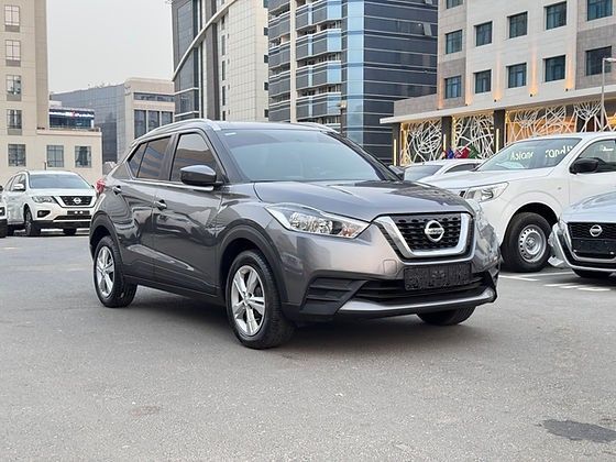 مستعملة Nissan Kicks I, 1.6 l, 2020 في في دبي من DEVA CARS، اللون رمادي. مواصفات الخليج | AUTO.AE