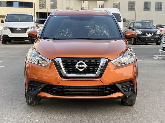 Подержанный Nissan Kicks I, 1.6 л, 2019 в Дубае от DEVA CARS Оранжевый цвет. GCC | AUTO.AE