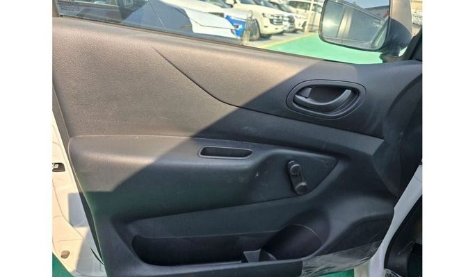 New Nissan Navara (Frontier) IV (D23), 2.3 l, 2024 in Dubai by Mohamed Hakim Motors, White color. Japanese Specs | AUTO.AE