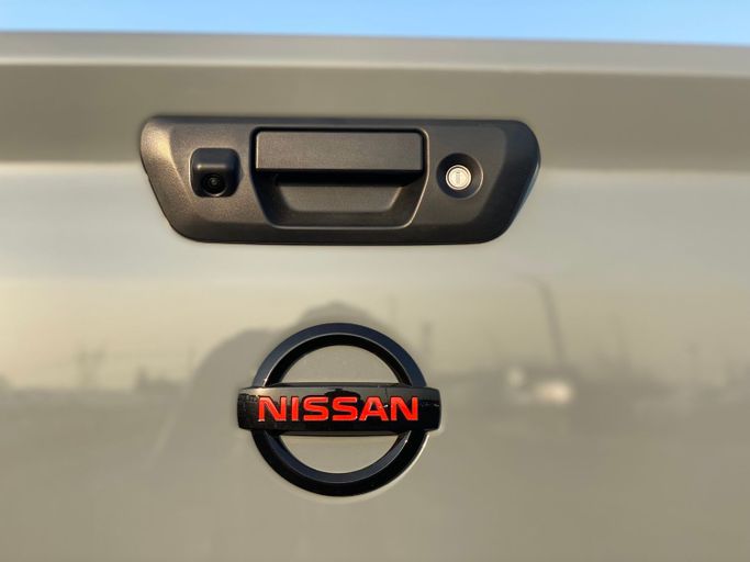 Новый Nissan Navara (Frontier) IV (D23), 2.5 л, 2025 в Дубае от MENAMOTORS Серый цвет. Other | AUTO.AE