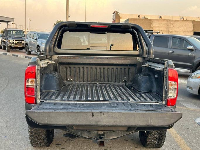 Подержанный Nissan Navara (Frontier) IV (D23), 2.3 л, 2019 в Дубае от Alhamd Motors Серый цвет. Other | AUTO.AE