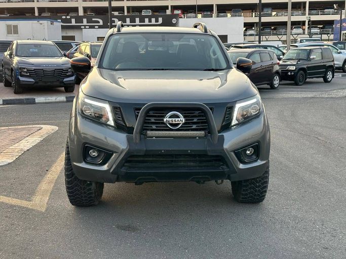 Подержанный Nissan Navara (Frontier) IV (D23), 2.3 л, 2019 в Дубае от Alhamd Motors Серый цвет. Other | AUTO.AE