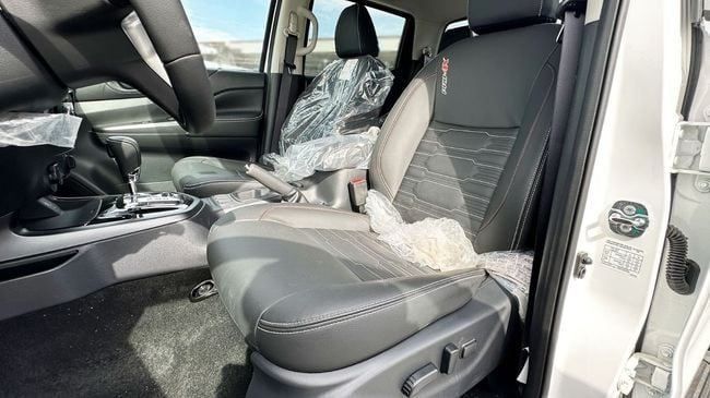 Новый Nissan Navara (Frontier) IV (D23), 2.5 л, 2025 в Дубае от Falcons GT Motors FZCO Белый цвет. Европейская | AUTO.AE