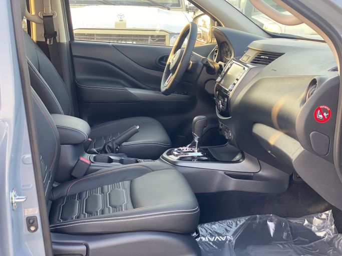 جديدة Nissan Navara (Frontier) IV (D23), 2.5 l, 2025 في في دبي من MENAMOTORS، اللون أبيض. أخرى | AUTO.AE