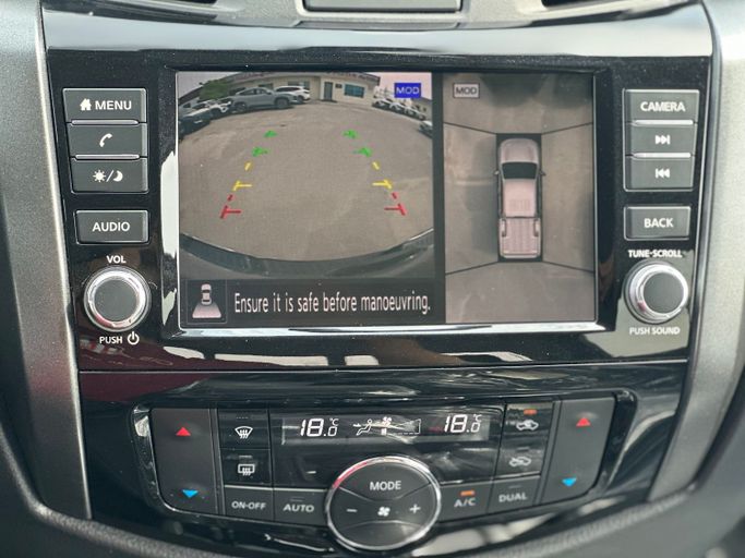 جديدة Nissan Navara (Frontier) IV (D23), 2.5 l, 2025 في في دبي من MENAMOTORS، اللون فضي. أخرى | AUTO.AE