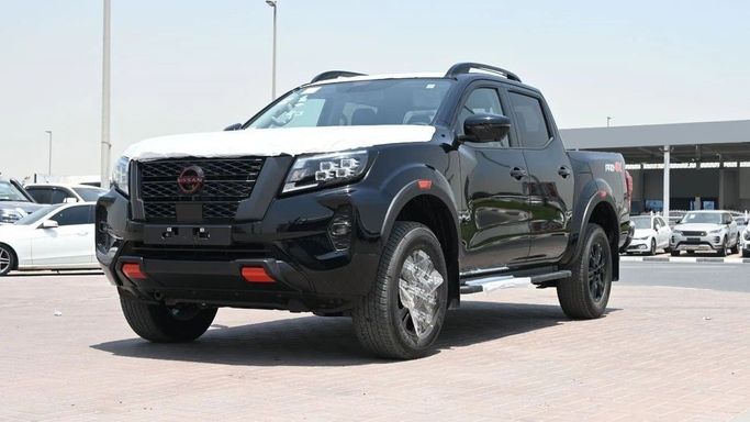 جديدة Nissan Navara (Frontier) IV (D23), 2.5 l, 2025 في في دبي من AYT Motors، اللون أسود. أخرى | AUTO.AE