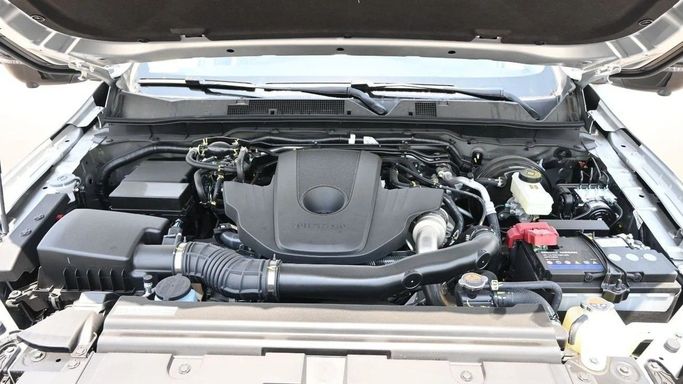 New Nissan Navara (Frontier) IV (D23), 2.5 l, 2025 in Dubai by AYT Motors, White color. Other | AUTO.AE