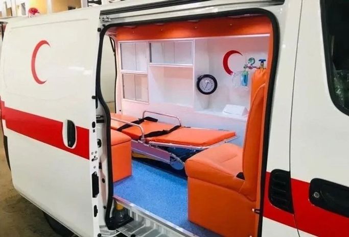 Новый Nissan NV350 Caravan I Рестайлинг, 2.5 л, 2023 в Дубае от Mohamed Hakim Motors Белый цвет. GCC | AUTO.AE