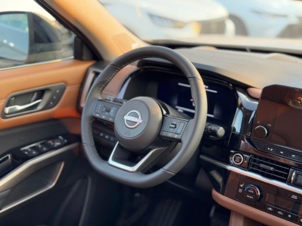 Новый Nissan Pathfinder V, 3.5 л, 2024 в Дубае от Titanum Cars Серый цвет. Other | AUTO.AE