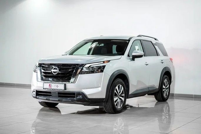 Used Nissan Pathfinder V, 3.5 l, 2022 in Dubai by AG Motors, Silver color. GCC Specs | AUTO.AE