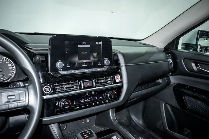 Used Nissan Pathfinder V, 3.5 l, 2022 in Dubai by AG Motors, Silver color. GCC Specs | AUTO.AE