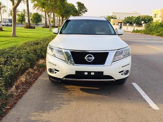 Подержанный Nissan Pathfinder IV, 2.5 л, 2016 в Дубае от DEVA CARS Белый цвет. GCC | AUTO.AE