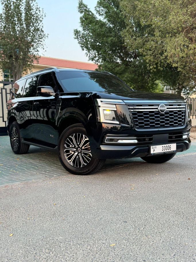 Nissan Patrol VII (Y63), 2026 внедорожник 5 дв. бизнес класса в Дубае от Sydney Rent A Car черный цвет | AUTO.AE