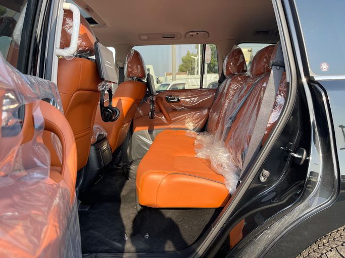 Новый Nissan Patrol V (Y61) Рестайлинг, 4.8 л, 2024 в Дубае от Bormela Cars Черный цвет. GCC | AUTO.AE