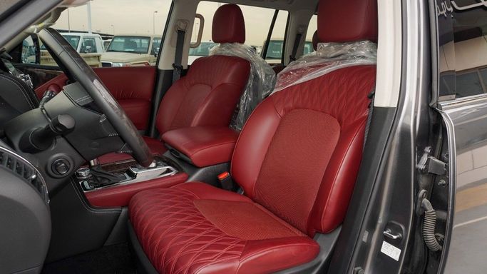 Подержанный Nissan Patrol VI (Y62) Рестайлинг 2, 5.6 л, 2023 в Дубае от 777 CARS Серый цвет. GCC | AUTO.AE