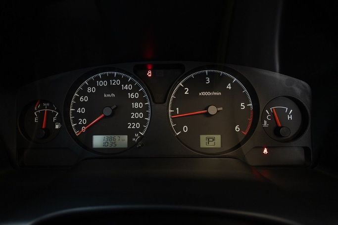 Used Nissan Patrol V (Y61) Facelift, 4.8 l, 2024 in Dubai by Linda Cars, White color. GCC Specs | AUTO.AE