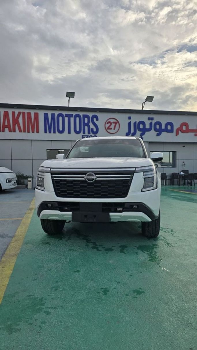 Новый Nissan Patrol VII (Y63), 3.8 л, 2025 в Дубае от Mohamed Hakim Motors Белый цвет. Other | AUTO.AE