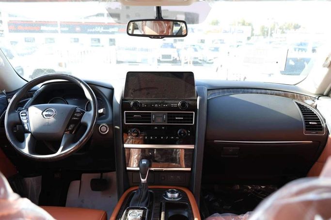 New Nissan Patrol VII (Y63), 3.5 l, 2024 in Dubai by F7 Motors, Black color. Japanese Specs | AUTO.AE