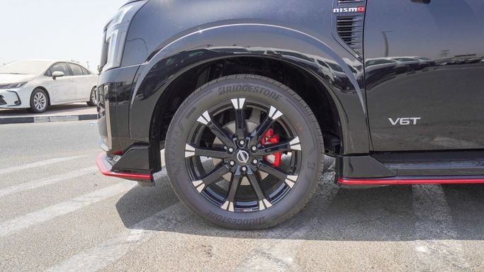 Новый Nissan Patrol VII (Y63), 3.5 л, 2025 в Дубае от Najem Motors Черный цвет. GCC | AUTO.AE