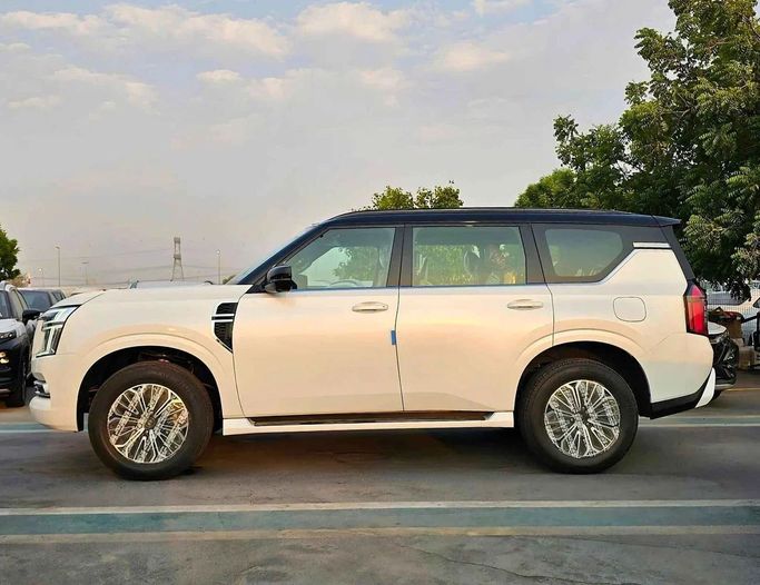 Новый Nissan Patrol VII (Y63), 3.8 л, 2025 в Дубае от SK Motors Белый цвет. GCC | AUTO.AE