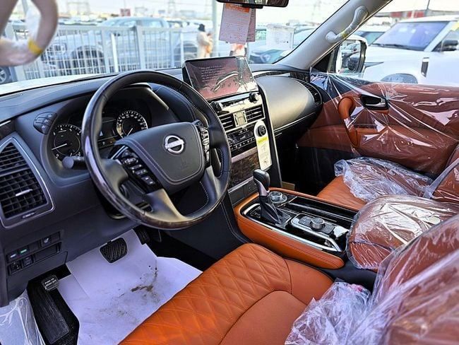 New Nissan Patrol VI (Y62) Facelift 2, 5.6 l, 2024 in Dubai by Soltan Auto, White color. Other | AUTO.AE