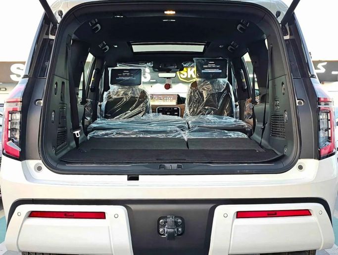 Новый Nissan Patrol VII (Y63), 3.8 л, 2025 в Дубае от SK Motors Белый цвет. Other | AUTO.AE