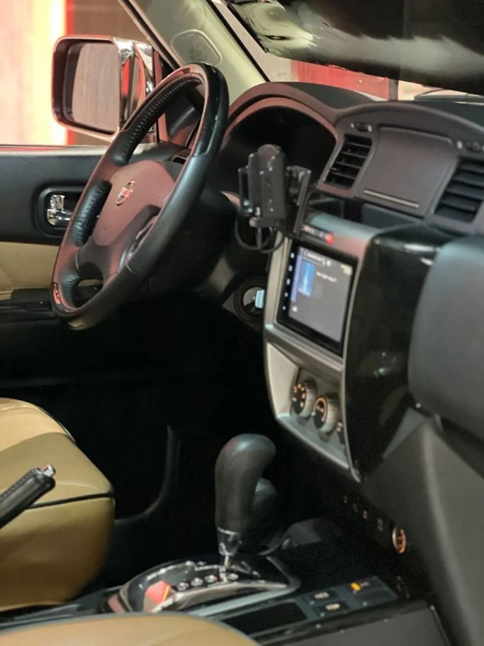 Used Nissan Patrol V (Y61) Facelift, 4.8 l, 2019 in Dubai by A Class Motors, White color.  | AUTO.AE