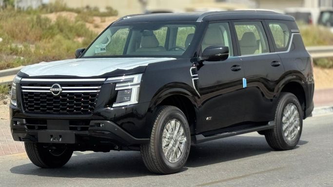 جديدة Nissan Patrol سابعاً (Y63), 3.5 l, 2026 في في دبي من MENAMOTORS، اللون أسود. مواصفات الخليج | AUTO.AE