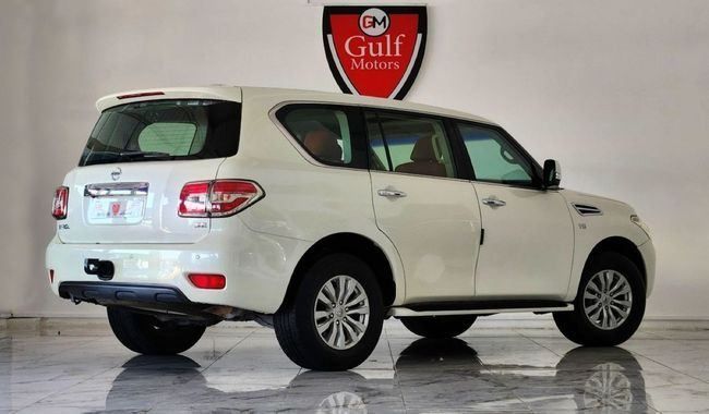 Used Nissan Patrol VI (Y62) Facelift, 5.6 l, 2016 in Dubai by Gulf Motors, White color. GCC Specs | AUTO.AE