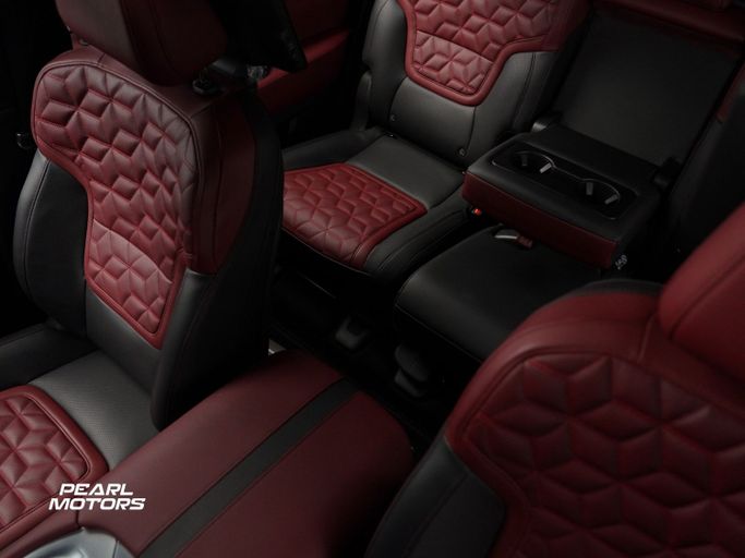 Подержанный Nissan Patrol VII (Y63), 3.5 л, 2024 в Дубае от Pearl Motors Черный цвет. GCC | AUTO.AE