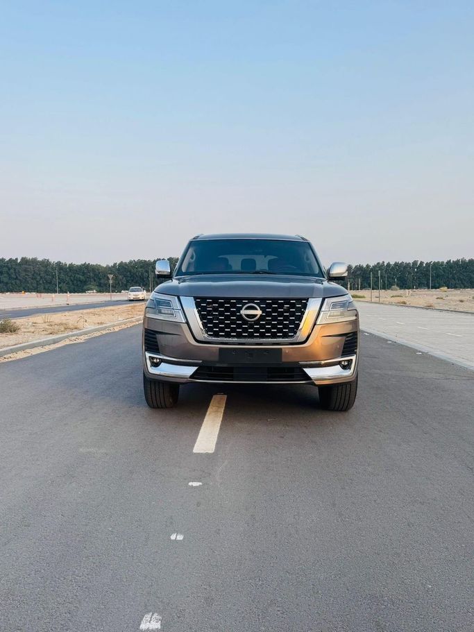 Подержанный Nissan Patrol VI (Y62) Рестайлинг, 5.6 л, 2014 в Дубае от Al Balora Al Bayda Used Cars Серый цвет. Other | AUTO.AE