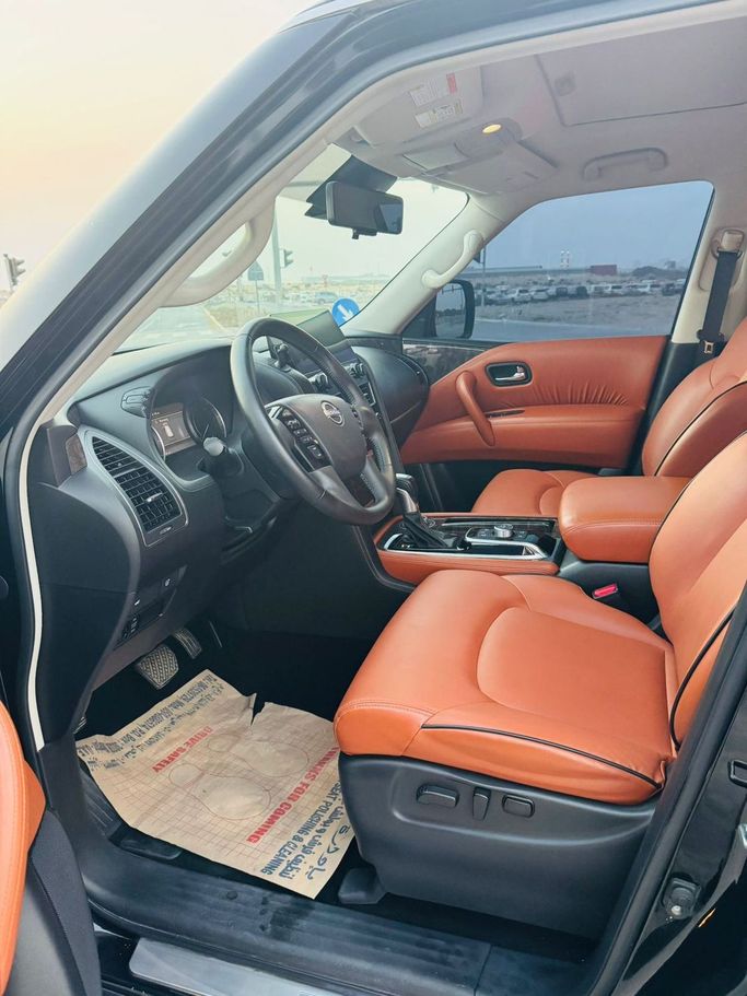 Подержанный Nissan Patrol VI (Y62) Рестайлинг 2, 4.0 л, 2022 в Дубае от Al Balora Al Bayda Used Cars Черный цвет. Other | AUTO.AE