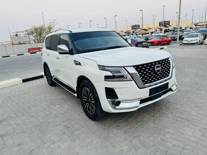 Подержанный Nissan Patrol VI (Y62), 5.6 л, 2012 в Дубае от Al Balora Al Bayda Used Cars Белый цвет. Other | AUTO.AE