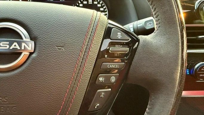 Подержанный Nissan Patrol VI (Y62) Рестайлинг 2, 5.6 л, 2023 в Дубае от AG Motors Белый цвет. GCC | AUTO.AE